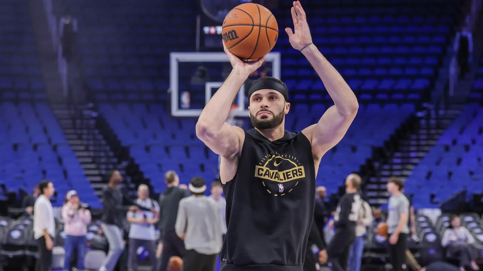 小拉里·南斯 (Larry Nance Jr.) 炫耀“我所有的朋友都討厭 ICE”襯衫