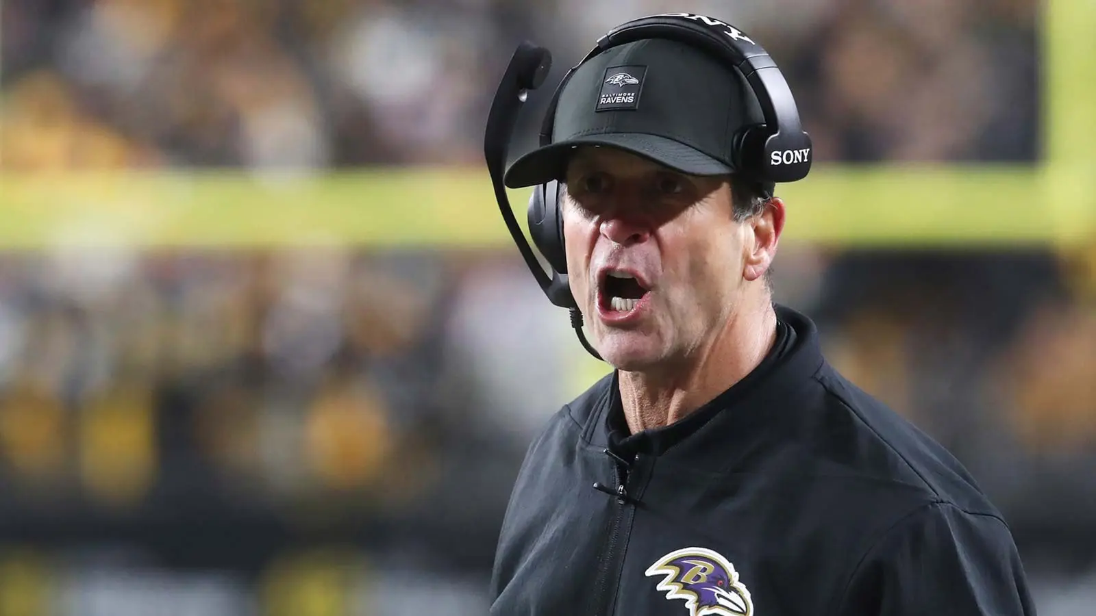 伊萊·曼寧 (Eli Manning)、布萊恩·達博爾 (Brian Daboll) 與約翰·哈博 (John Harbaugh) 談論紐約工作
