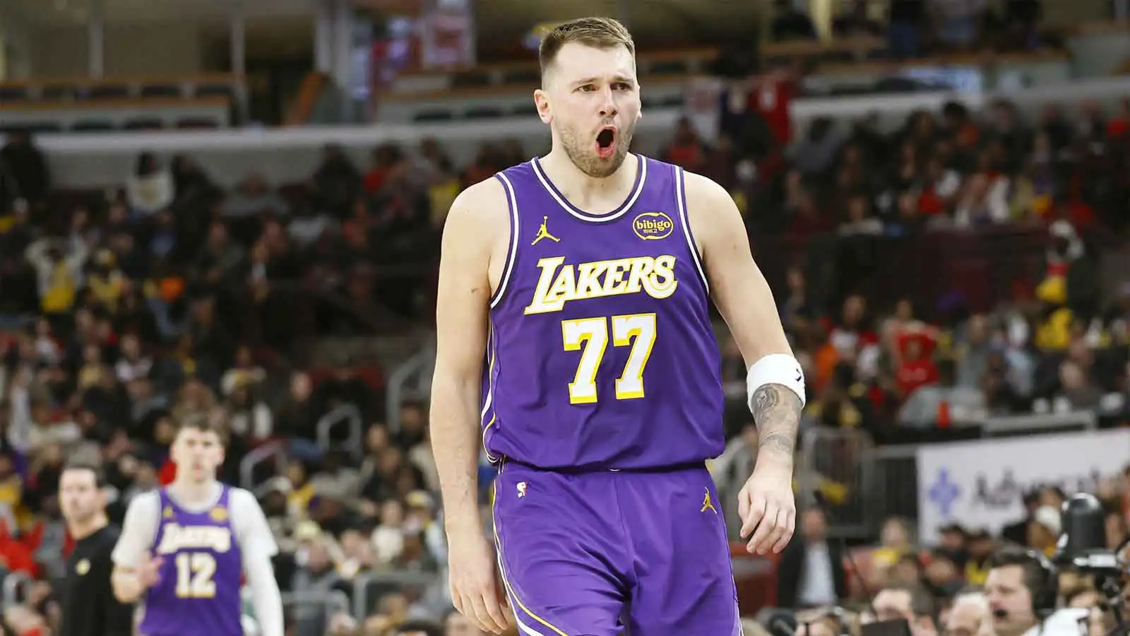盧卡·東契奇以不真實的四場比賽數據創造了 NBA 歷史