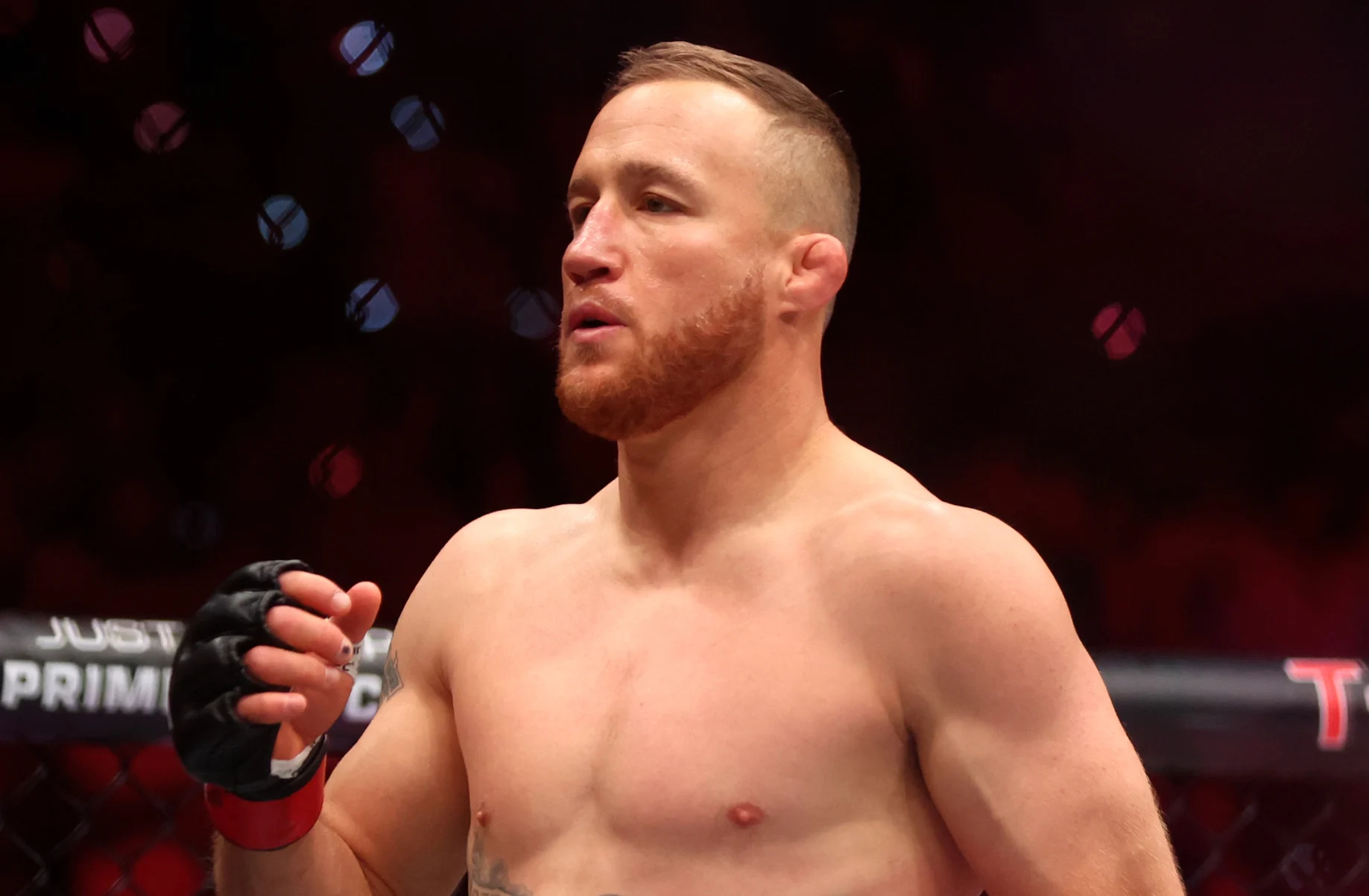 賈斯汀·蓋特傑 (Justin Gaethje) 在 UFC 324 之路上最偉大的時刻，包括與 Poirier 和 Chandler 的戰爭