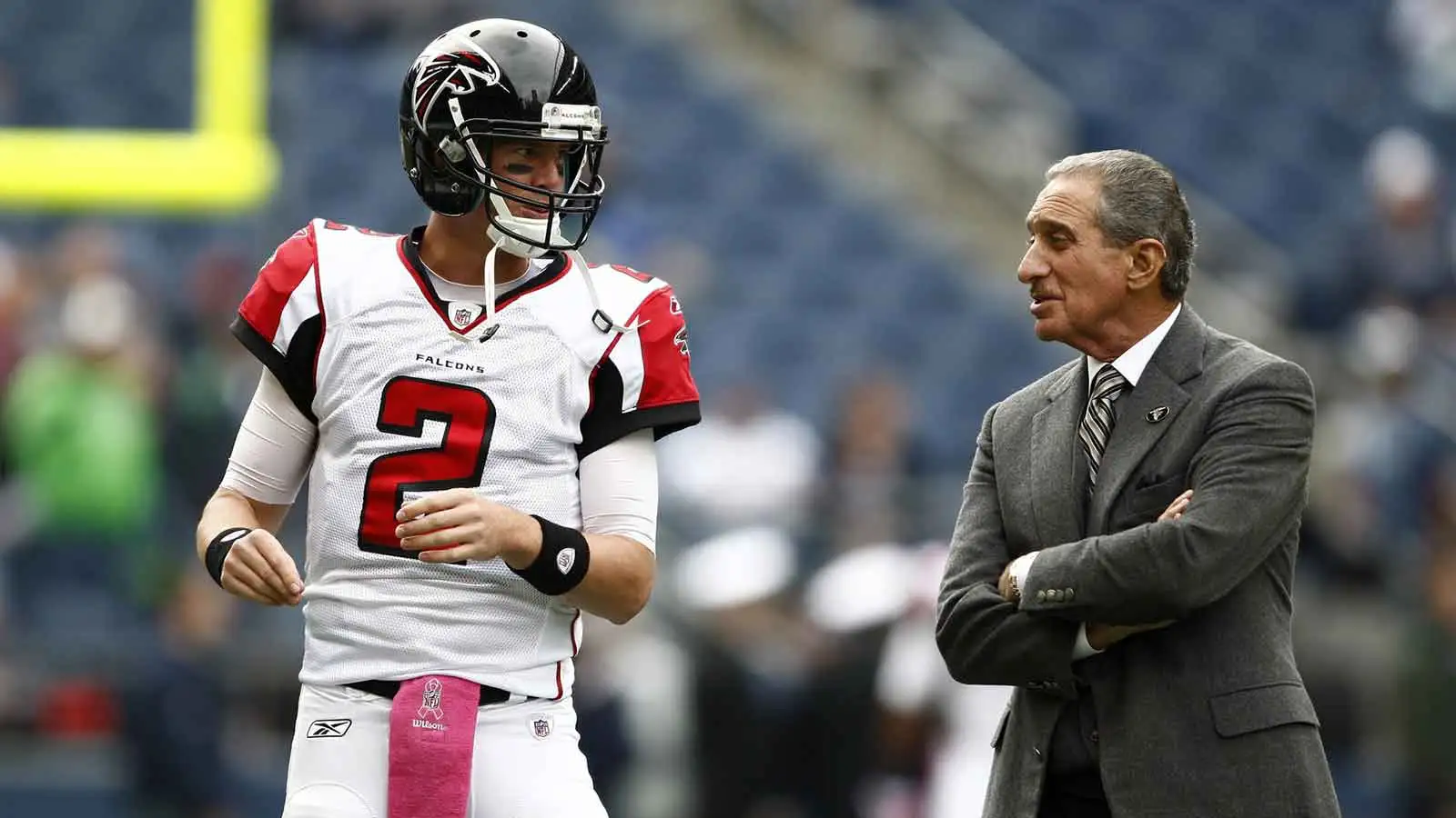 馬特·瑞安（Matt Ryan）和阿瑟·布蘭克（Arthur Blank）談到前四分衛在亞特蘭大的新角色