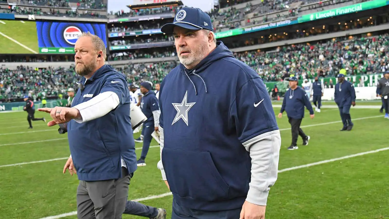 邁克·麥卡錫 (Mike McCarthy) 確認 2026 年進攻比賽主帥