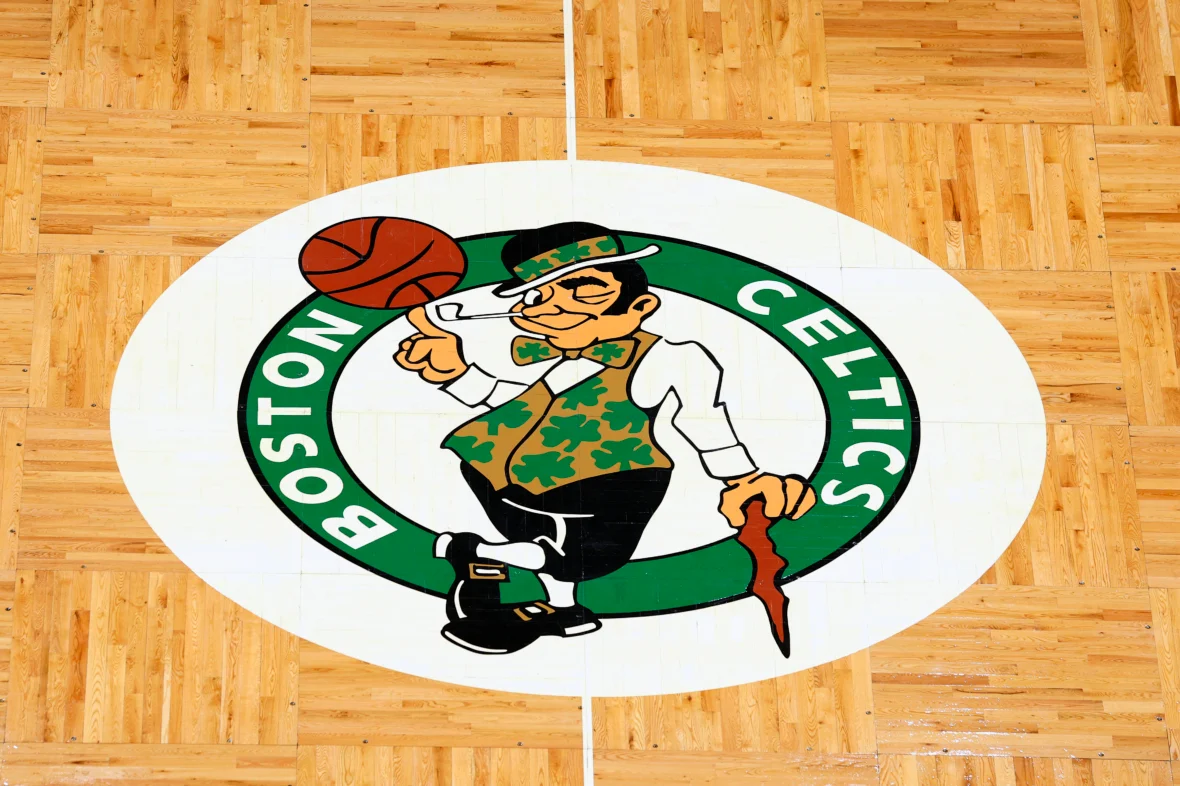 內部人士透露波士頓凱爾特人隊接近 NBA 交易截止日期的情況