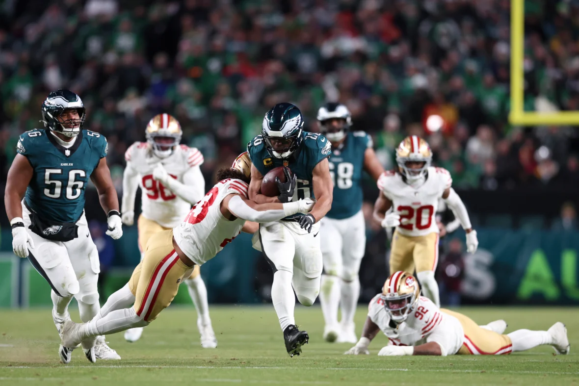 舊金山 49 人隊 NFL 外卡賽的勝者和敗者戰勝費城老鷹隊