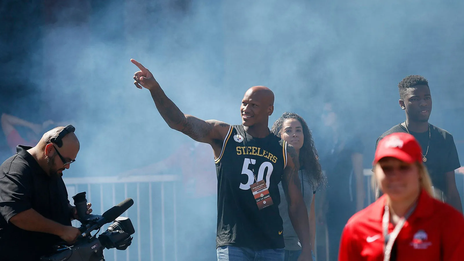 瑞安·沙齊爾 (Ryan Shazier) 感人的邁克·湯姆林 (Mike Tomlin) 留言將讓人落淚