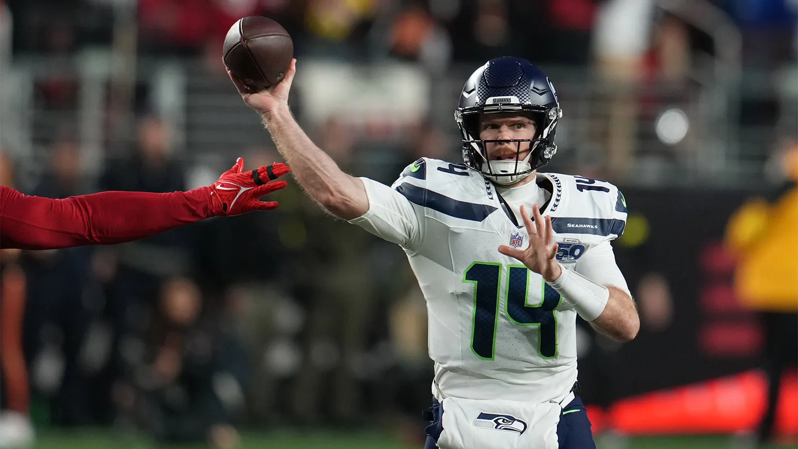 薩姆·達諾德 (Sam Darnold) 收到 49 人隊沖突的不確定傷情更新