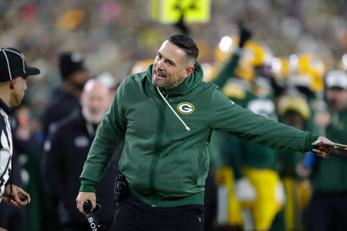 NFL 內部人士、執行官透露英國包裝工隊關於馬特·拉弗勒爾續約合同的談判