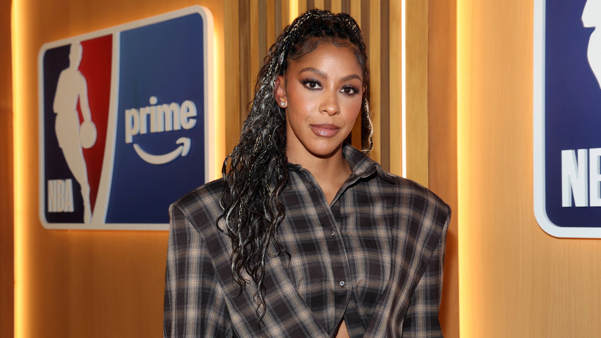 坎迪斯·帕克 (Candace Parker) 揭示了為什麼球員們應該“堅守崗位”，因為百萬美元的 CBA 僵局仍在繼續