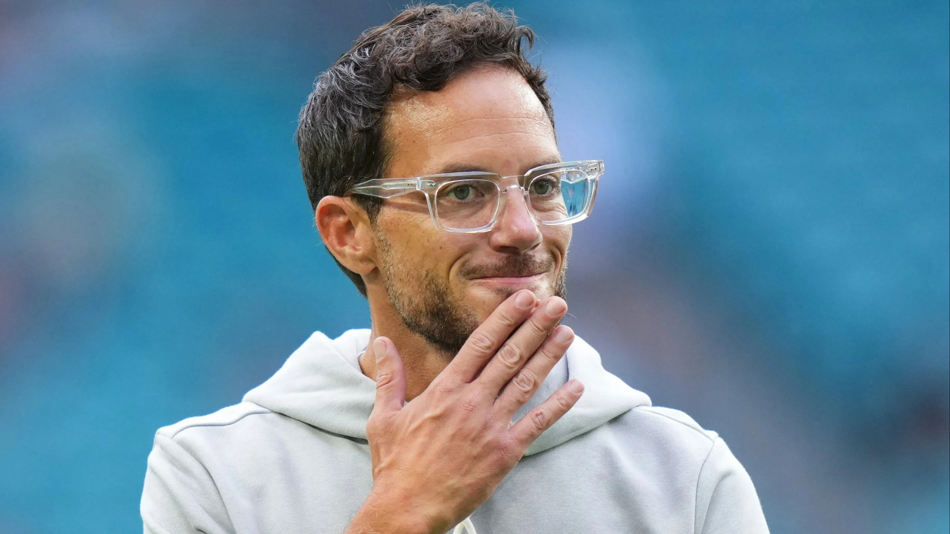 “踢門”——NFL球星透露看著主教練被億萬富翁老闆解僱是什麼感覺