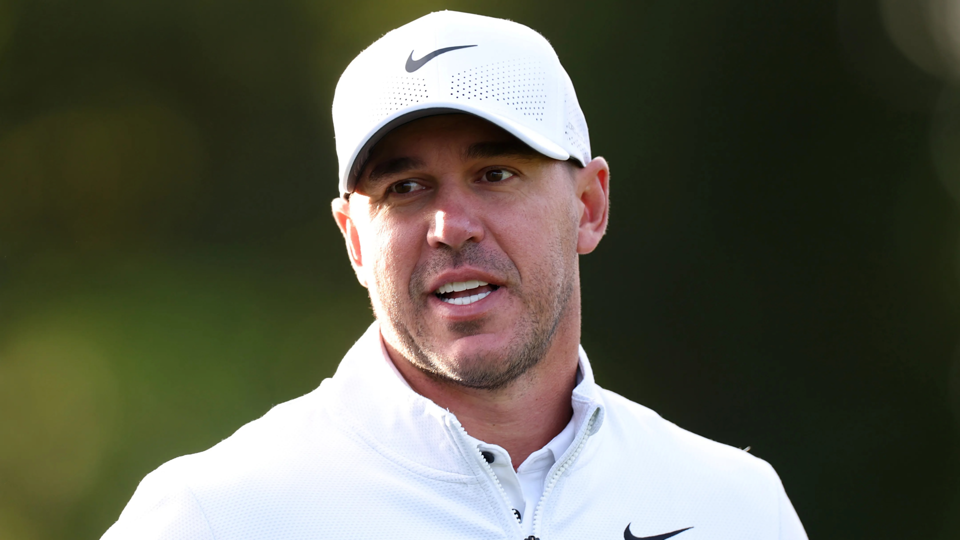 布賴森·德尚博 (Bryson DeChambeau) 和喬恩·拉姆 (Jon Rahm) 給出了確定的最後期限，布魯克斯·科普卡 (Brooks Koepka) 的 9000 萬美元妥協確保了 PGA 回歸