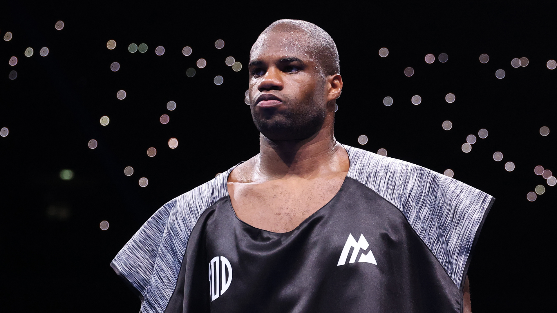 丹尼爾·杜布瓦 (Daniel Dubois) 正在商談在下一場比賽中面對危險的 6 英尺 6 英寸的強力拳擊手