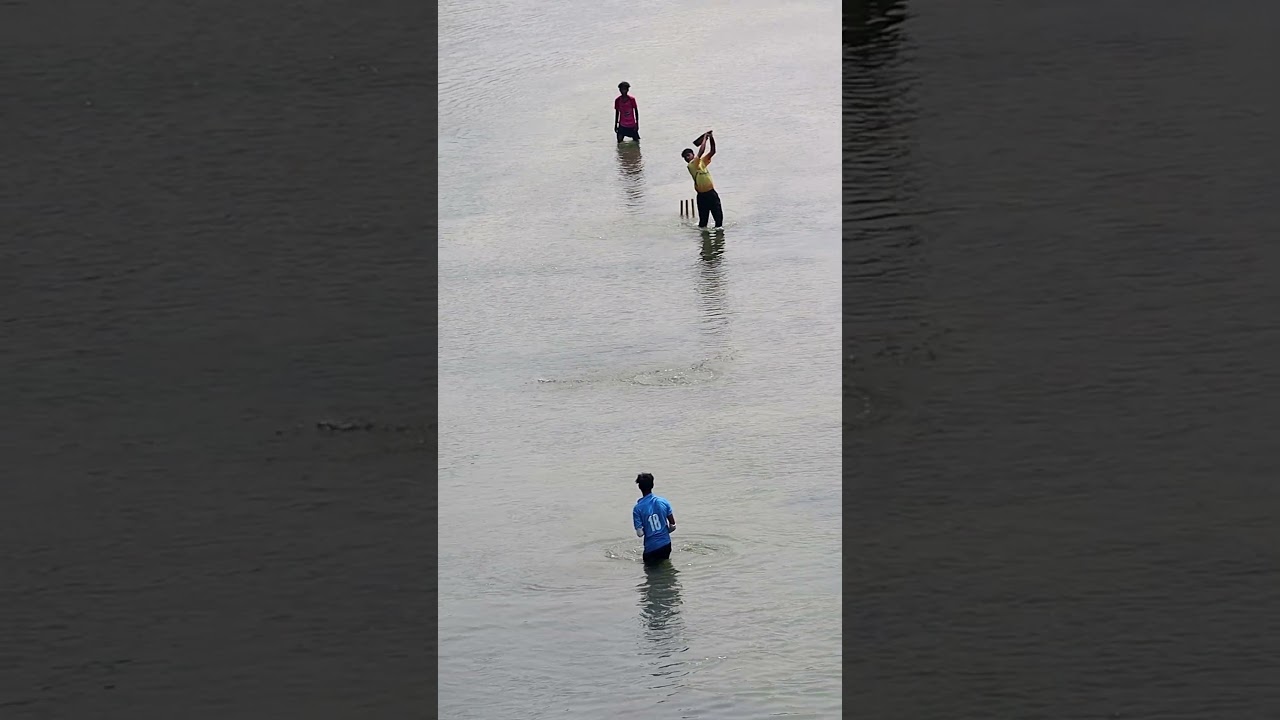 Jonymija Water Cricket: Incredible Underwater Batting & Bowling Skills