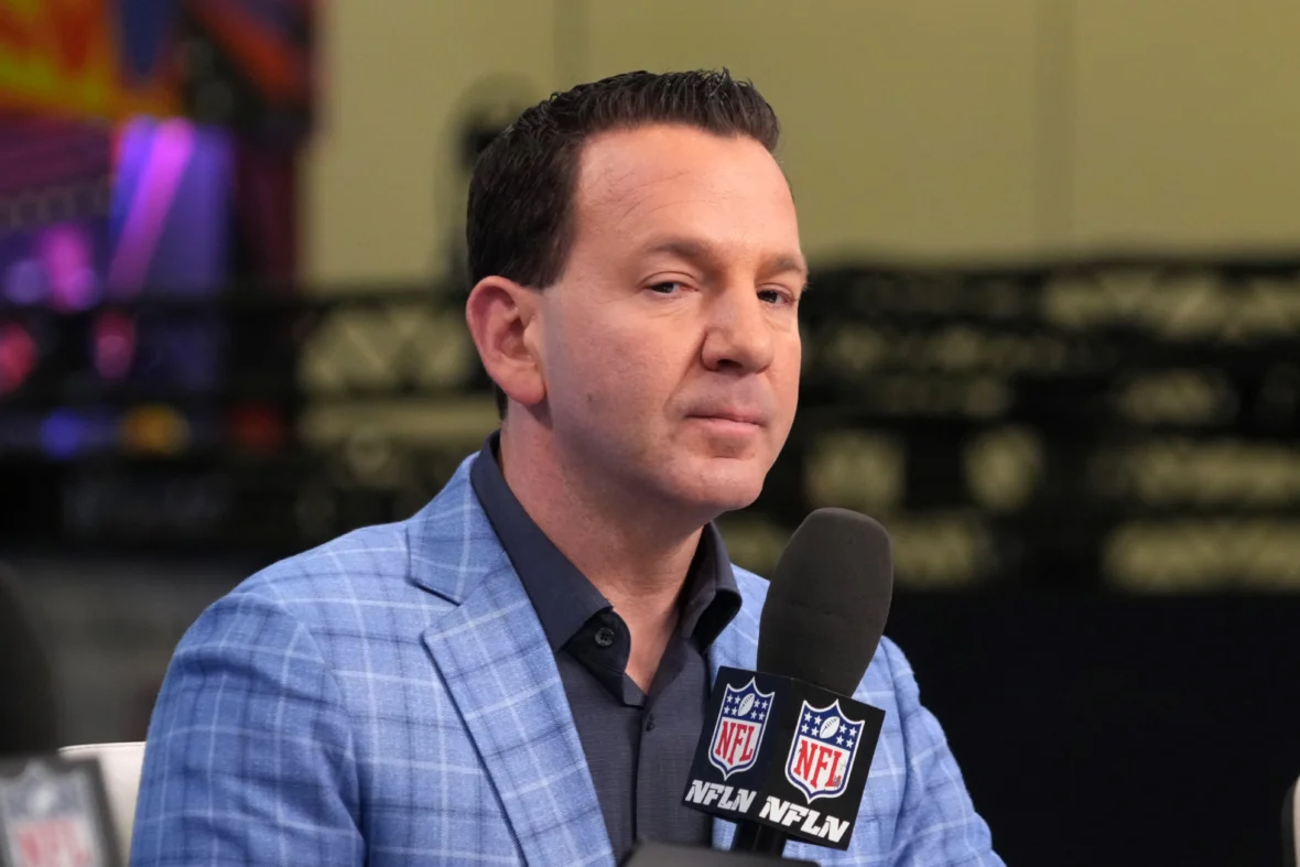 NFL 内部人士伊恩·拉波波特 (Ian Rapoport) 可能会在 NFL Network/ESPN 合并并成为自由球员后被解雇？