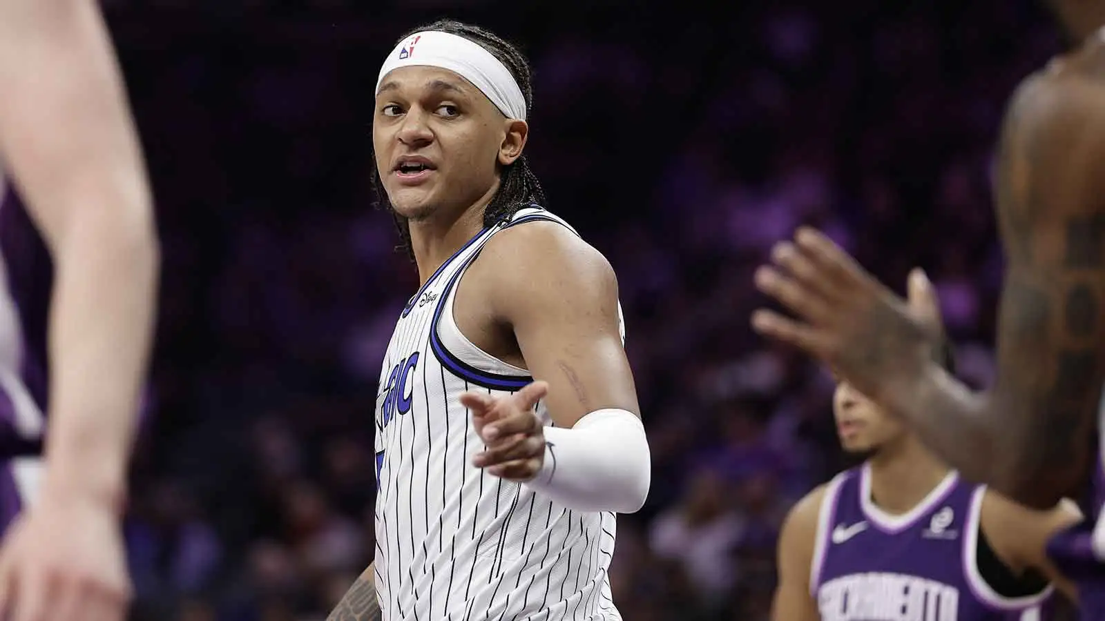 Orlando hits 27 threes to set franchise record against Kings