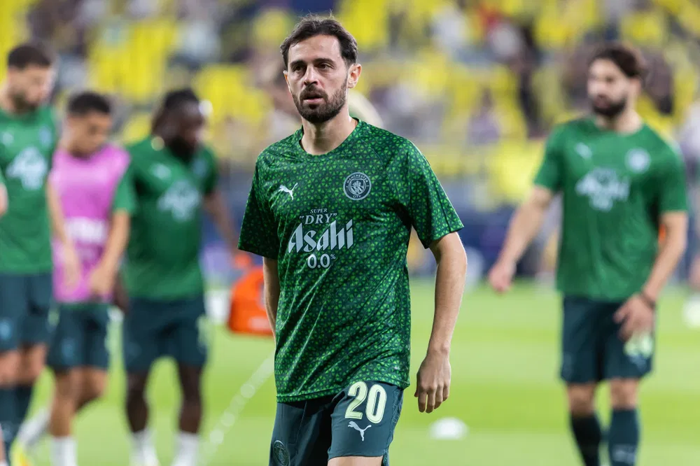 Offers on the table – Attempt to sign Manchester City player in quick summer transfer