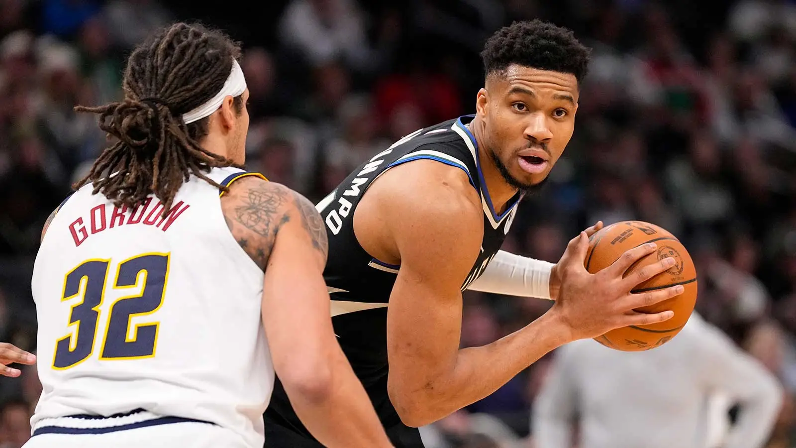 Giannis’ All-Star recruiting pitch to Devin Booker features a joke about Isaiah Stewart’s fight