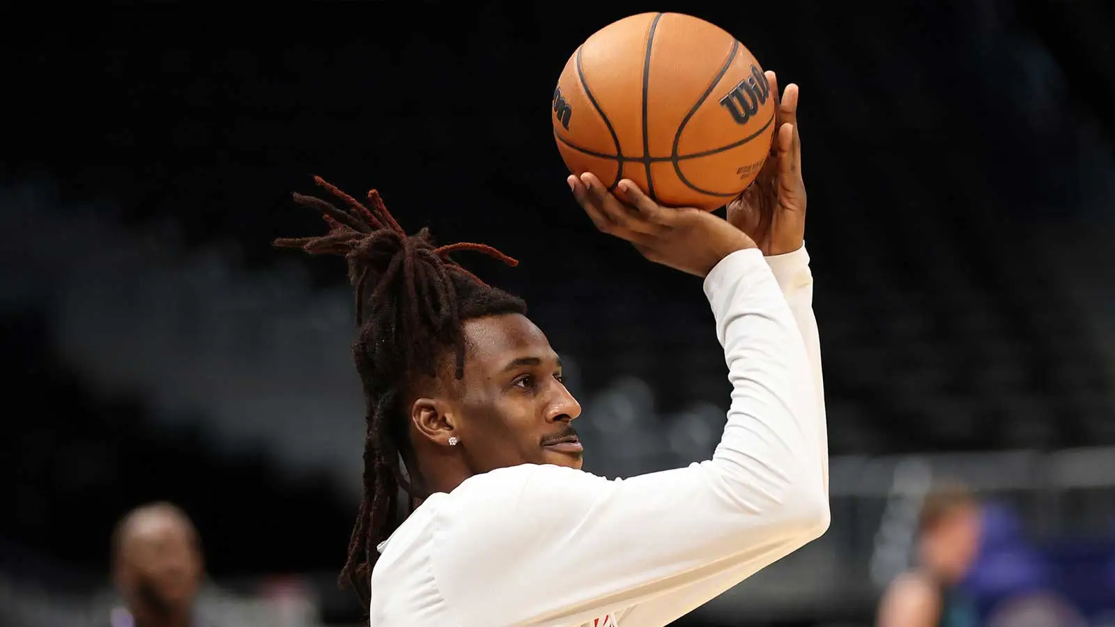 Washington gives promising rookie a new 2-year contract