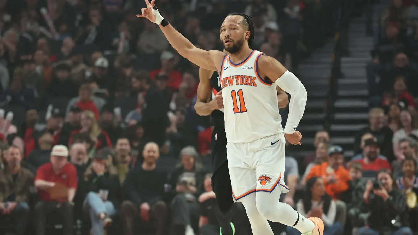 Jalen Brunson makes history with 7,000th point in NY