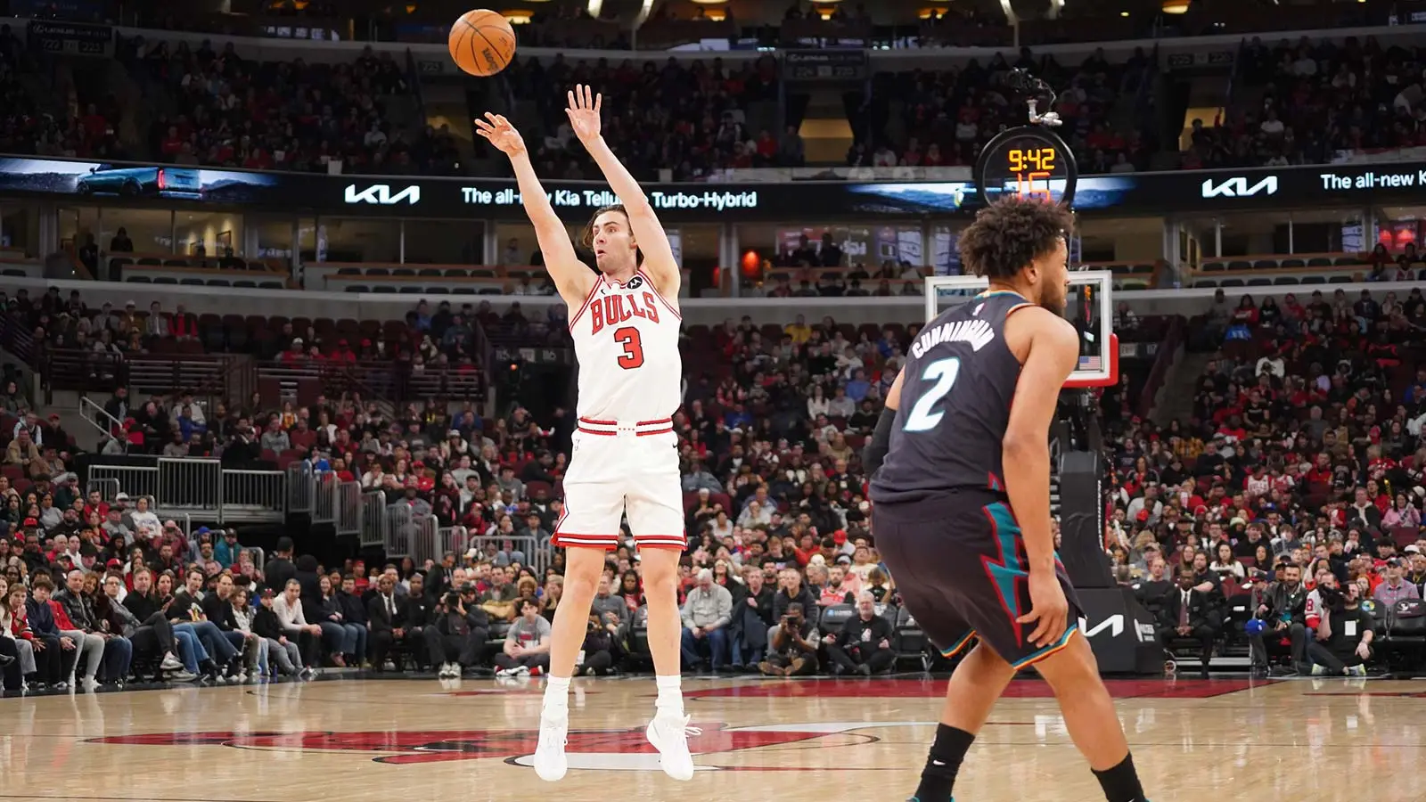 Josh Giddy joins elite group after losing to Pistons