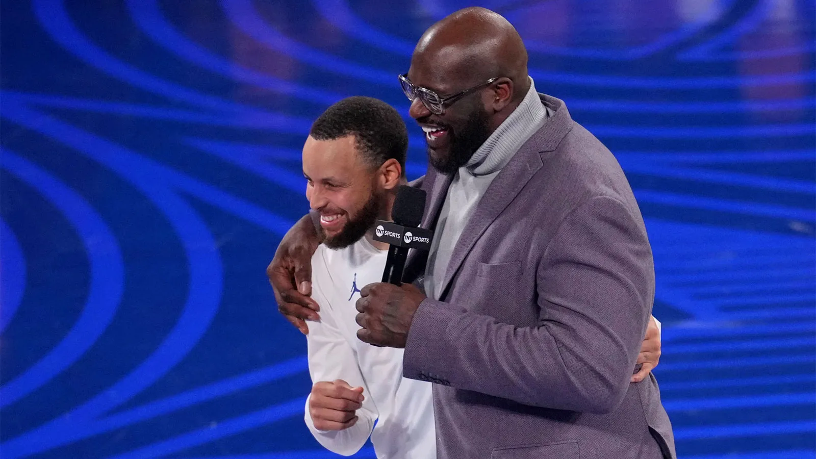 Shaq’s Stephen Curry Goat’s Mic Drops