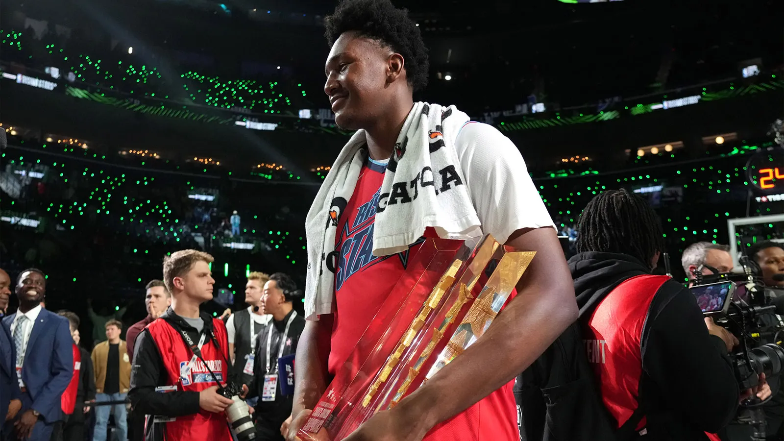 Why Derrick Queen got ‘excited’ amid tough season at All-Rookie level