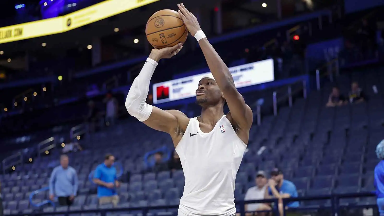 Shai Gilgeous-Alexander given a technical foul for throwing the ball at Nikola Jokic