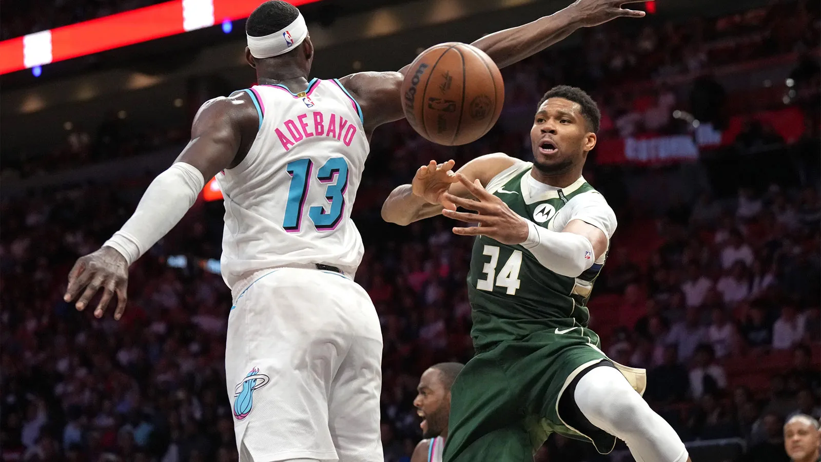 Giannis Antetokounmpo jokes about vacation when asked about Miami