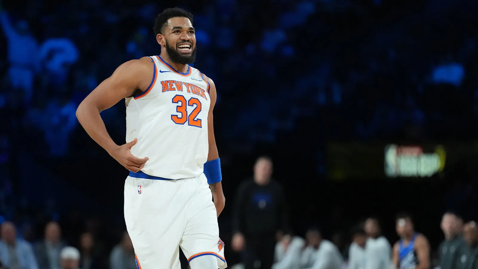 卡爾安東尼唐斯在 NBA 全明星週末與 Rizzler 聯手