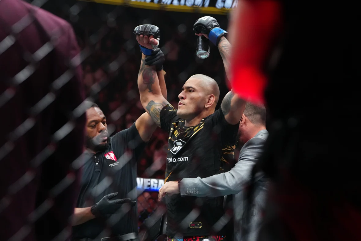 亞歷克斯佩雷拉 (Alex Pereira) 輔助 UFC 白宮卡重量級首秀