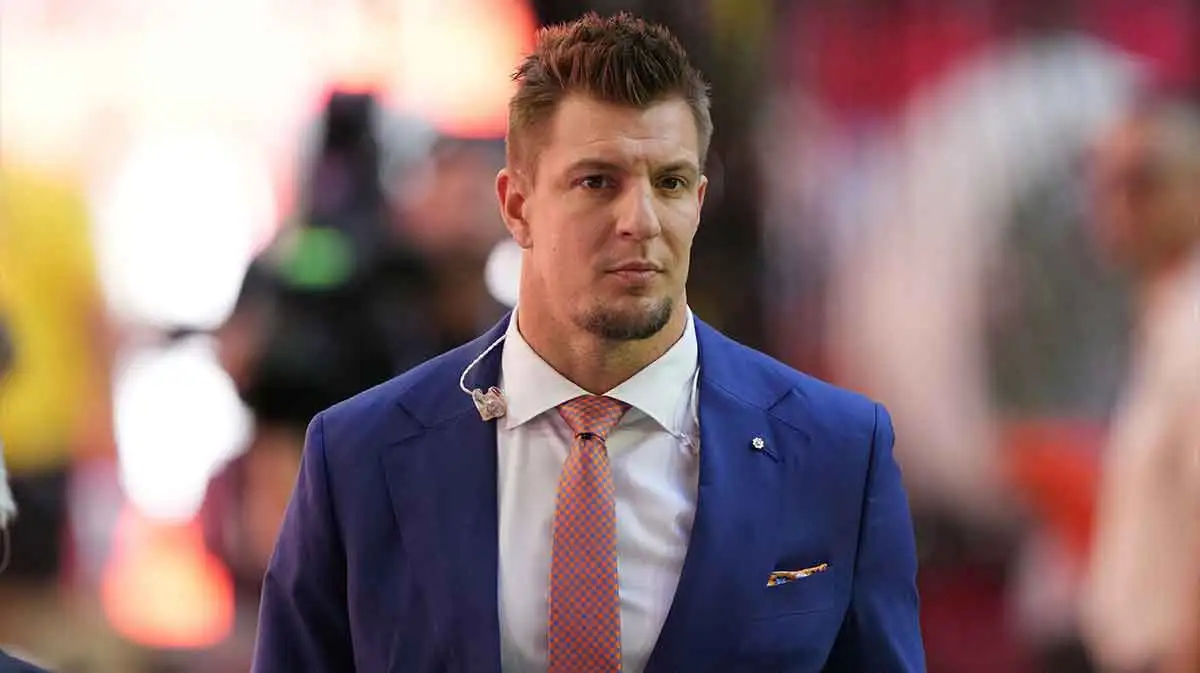 羅布·格隆考斯基 (Rob Gronkowski) 抨擊“愚蠢”的比爾·貝利切克 (Bill Belichick) 名人堂冷落