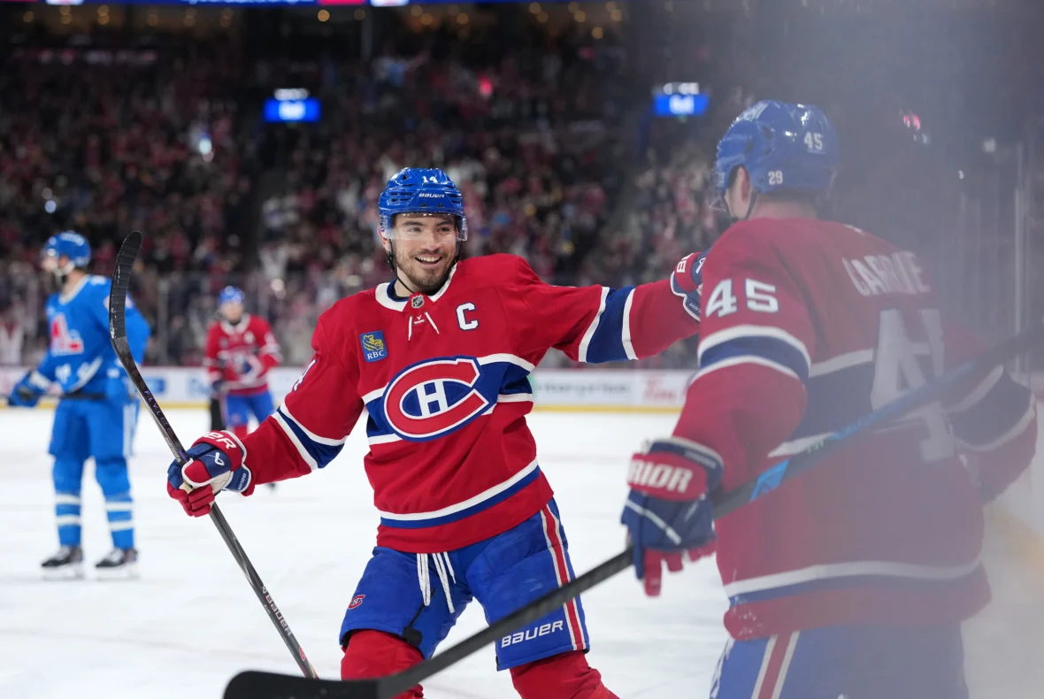 Suzuki clutch goal, Slafkovsky ahead