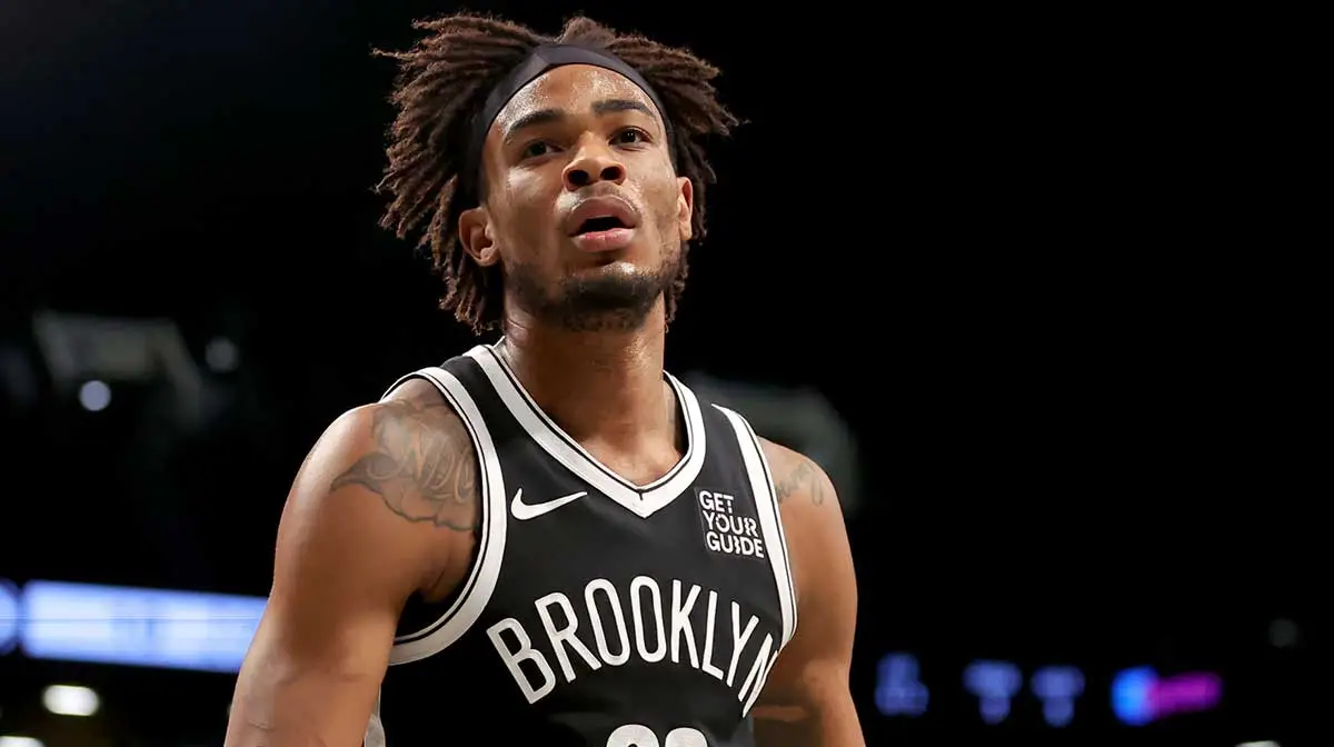 Nick Claxton returns from two-match absence after ankle injury