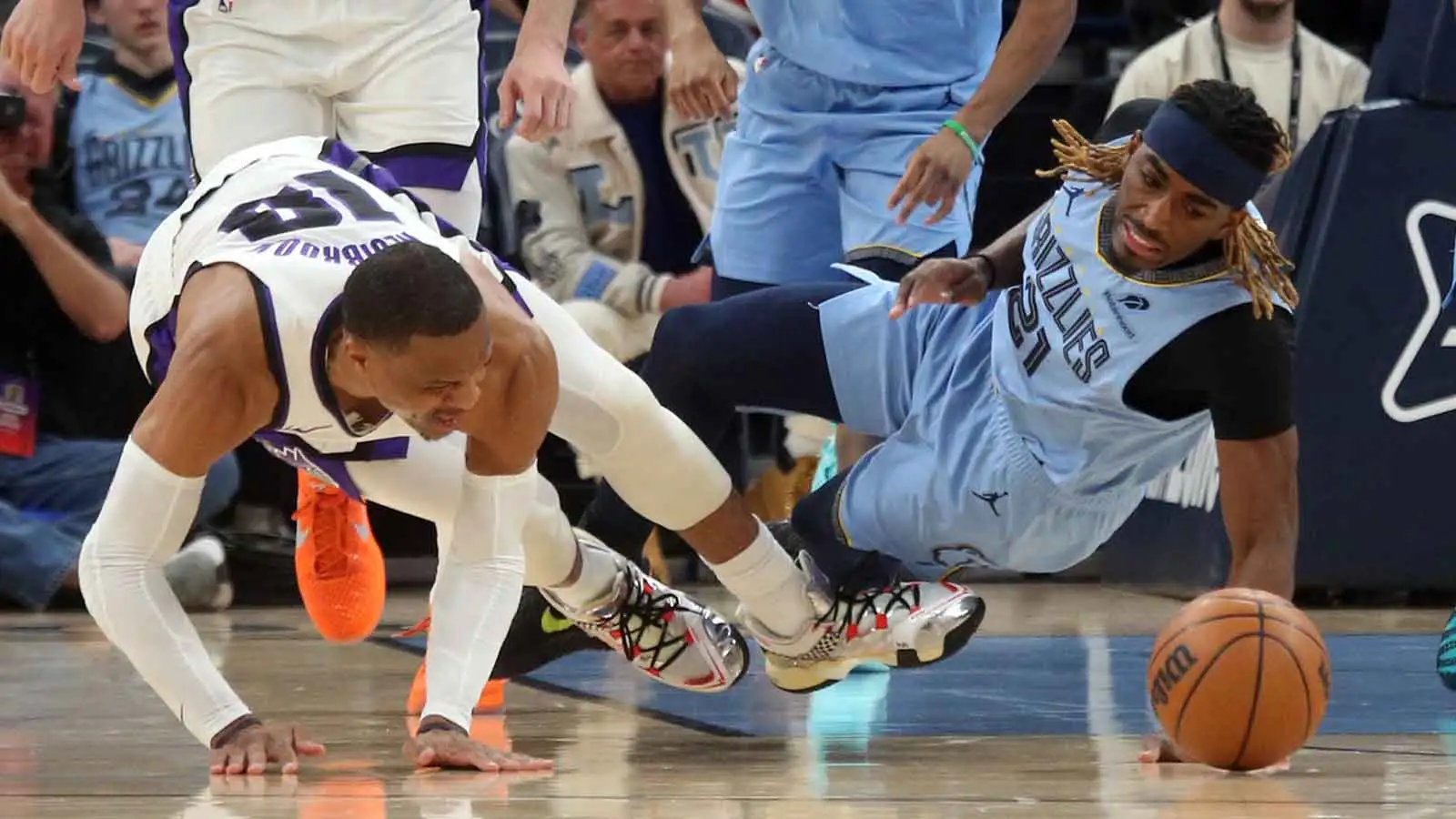 Fans are giving hilarious reactions to the end of brutal 16-game skid