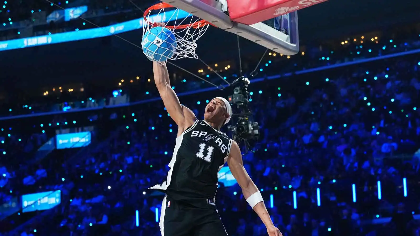 Spurs’ Carter Bryant falls short in NBA dunk contest despite perfect 50 slams