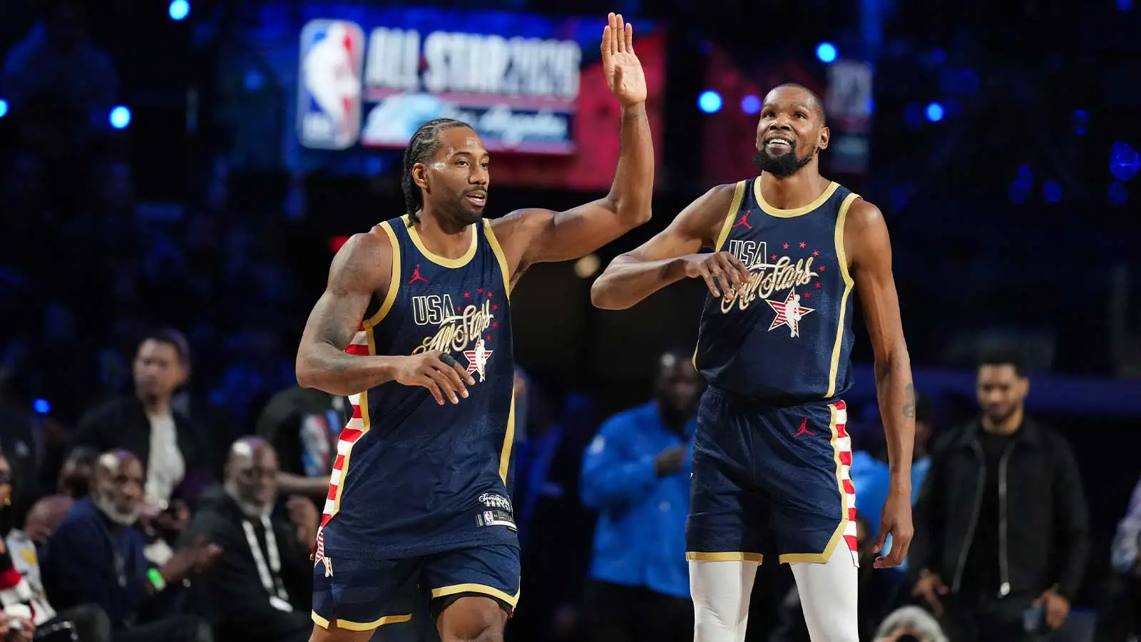 科懷·倫納德 (Kawhi Leonard) 分享關於最佳 NBA 球員談話的誠實觀點
