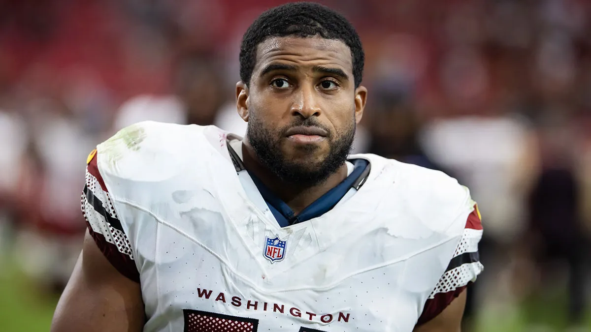 鮑比·瓦格納 (Bobby Wagner) 憑藉沃爾特·佩頓 (Walter Payton) 榮獲年度最佳球員，結束 NFL 頒獎典禮