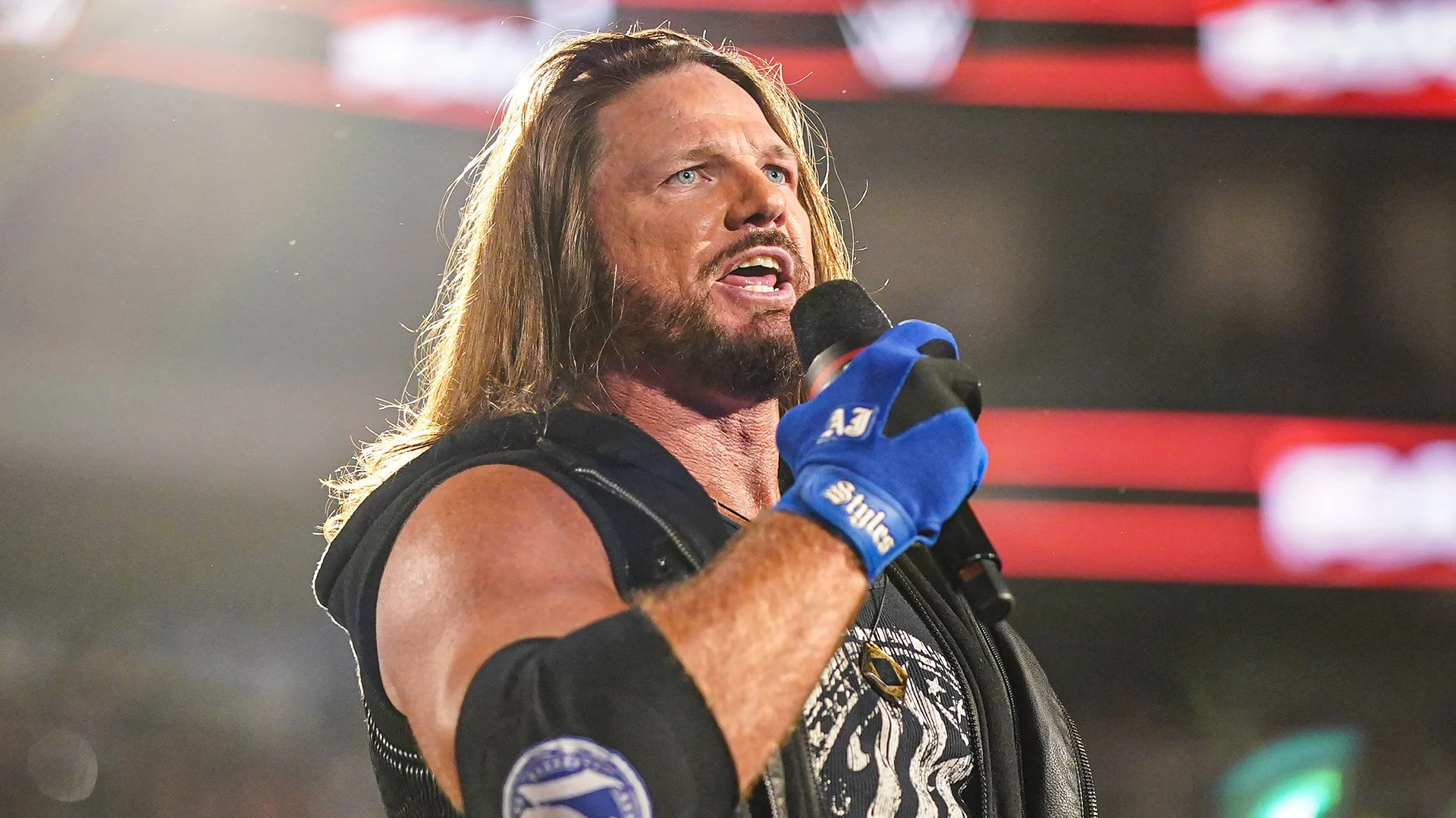 WWE 退出傳聞甚囂塵上，托尼·汗 (Tony Khan) 公開宣傳 AJ Styles？