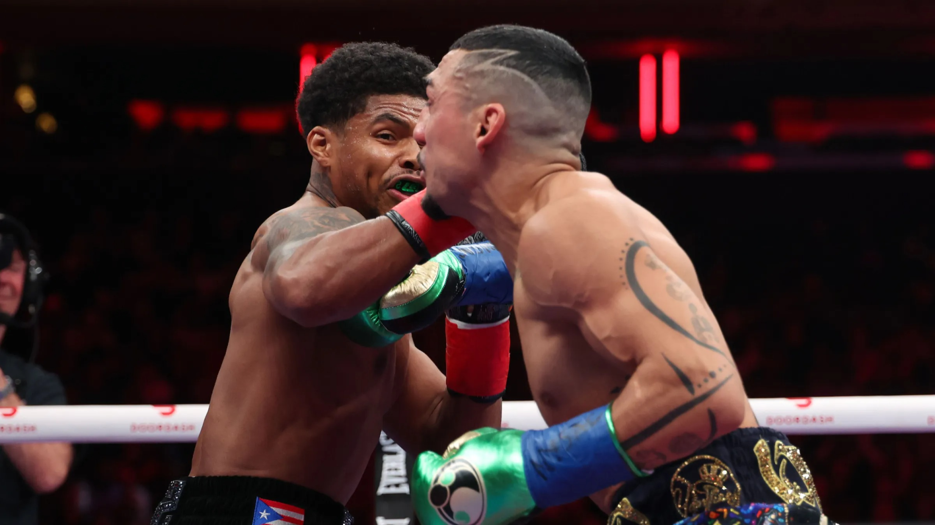 沙庫爾·史蒂文森 (Shakur Stevenson) 在完美拳擊大師班中擊敗特奧菲莫·洛佩茲 (Teofimo Lopez)，達到職業生涯新里程碑