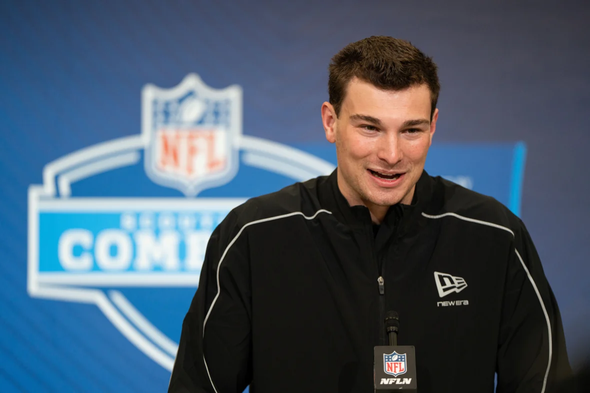 NFL 团队建议费尔南多·门多萨“被捕”