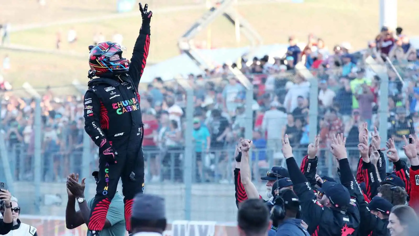 Tyler Reddick recreates epic Michael Jordan 3-peat after COTA win