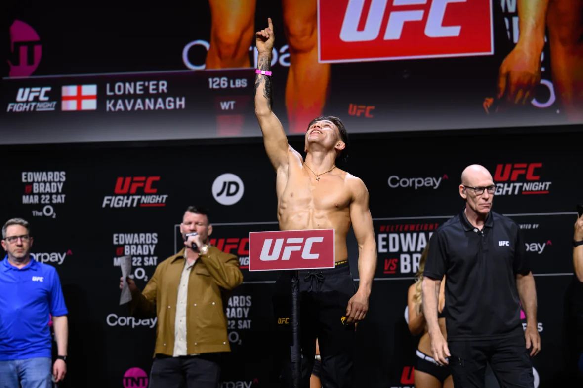 Kavanaugh moves into top 10 after seismic UFC Mexico City win