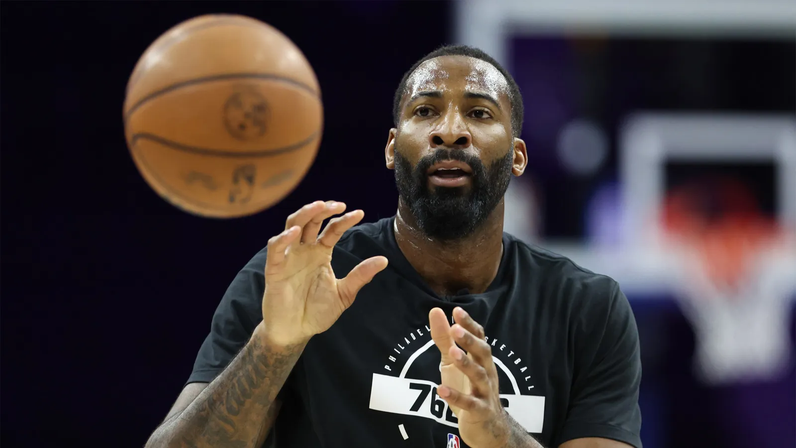 安德烈·德拉蒙德 (Andre Drummond) 为新运动鞋代言，发挥创意