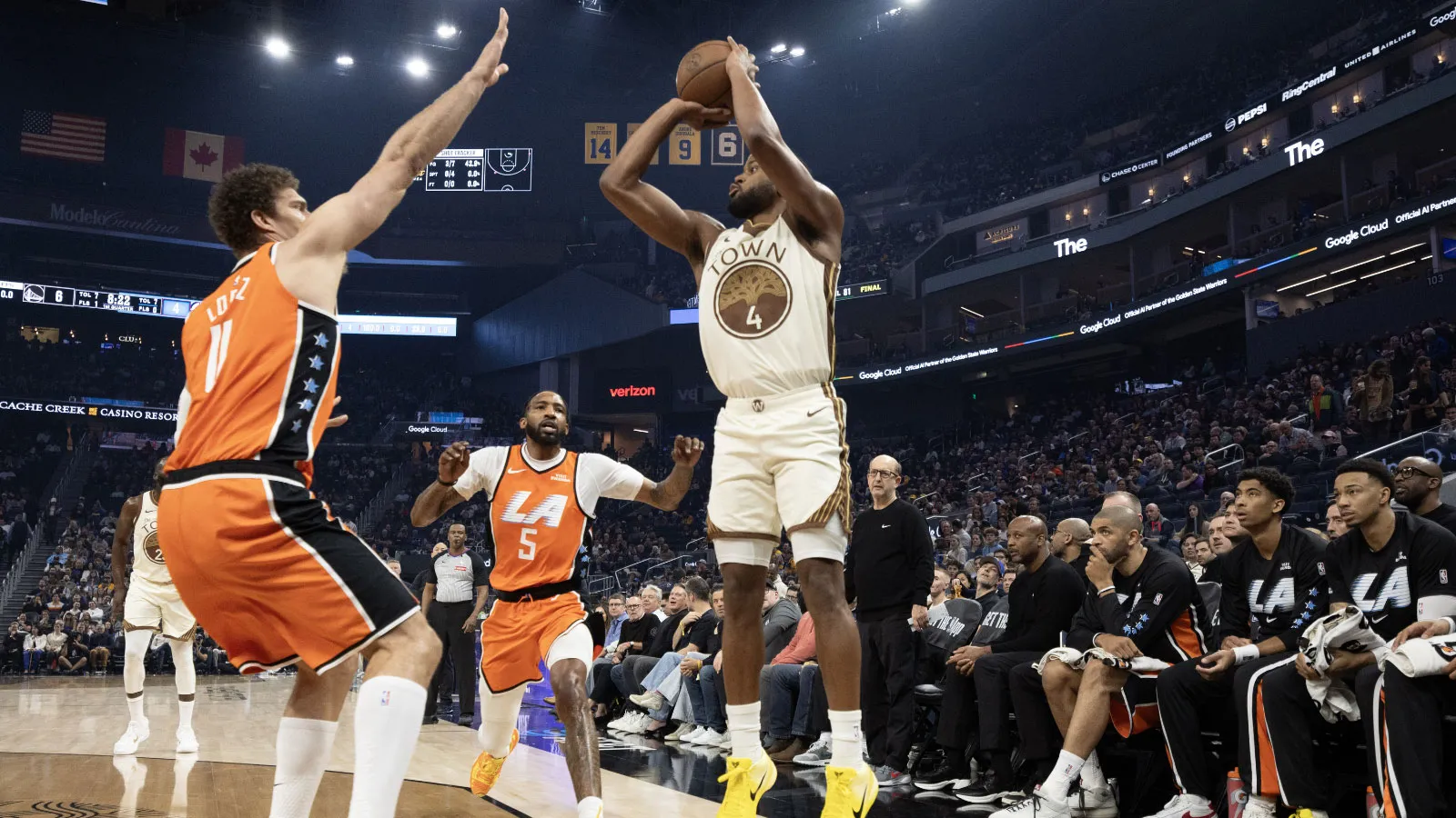 Multiple Moses Moody injuries make collapse vs. Clippers worse