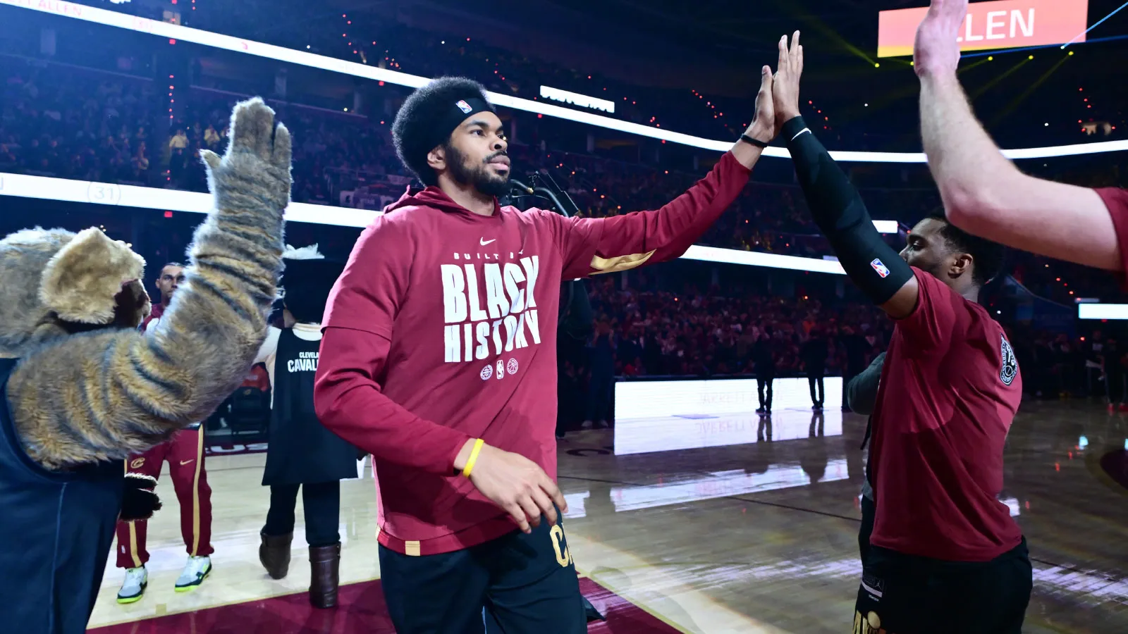 Jarrett Allen didn’t win NBA Player of the Month, but answered the Cavs’ ‘challenge’