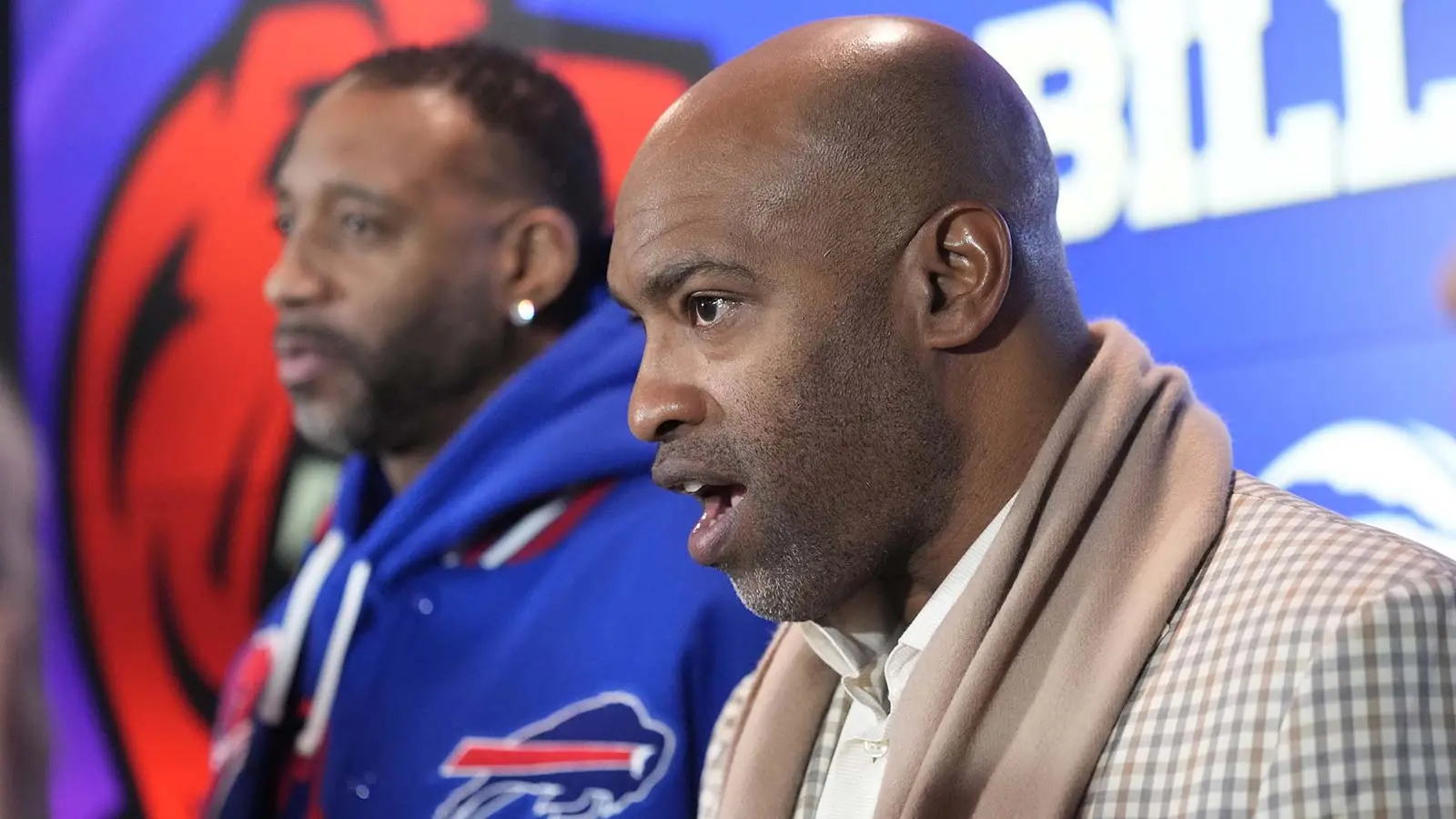 Vince Carter, Tracy McGrady reveal the mindset behind Bills Night collaboration