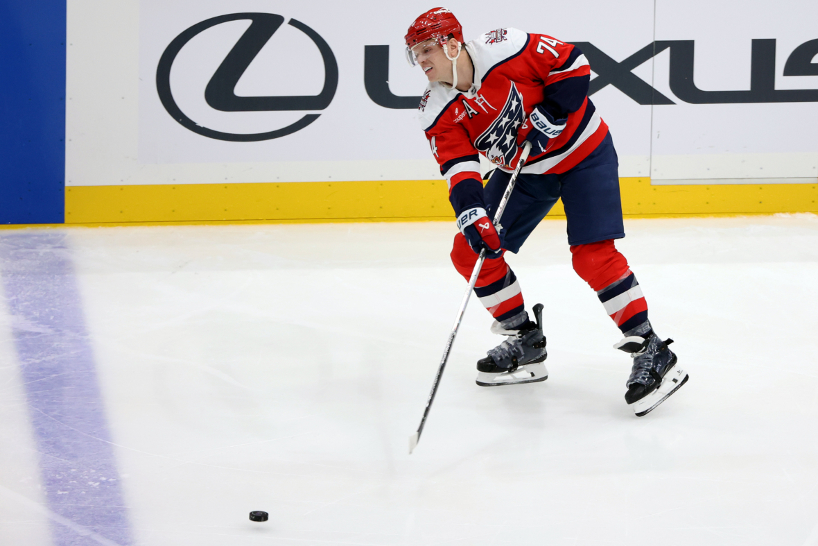 Capitals trade franchise legend John Carlson to Ducks
