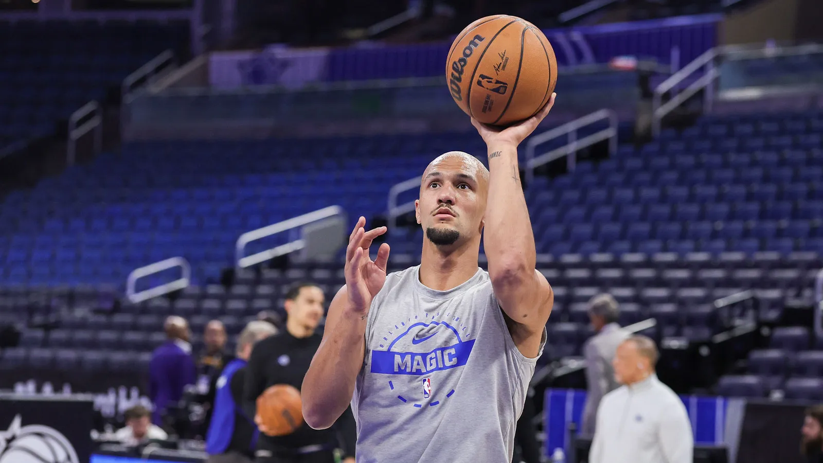 保罗·班切罗 (Paolo Banchero) 希望贾伦·萨格斯 (Jalen Suggs) 拥有“光头”造型的“回忆”