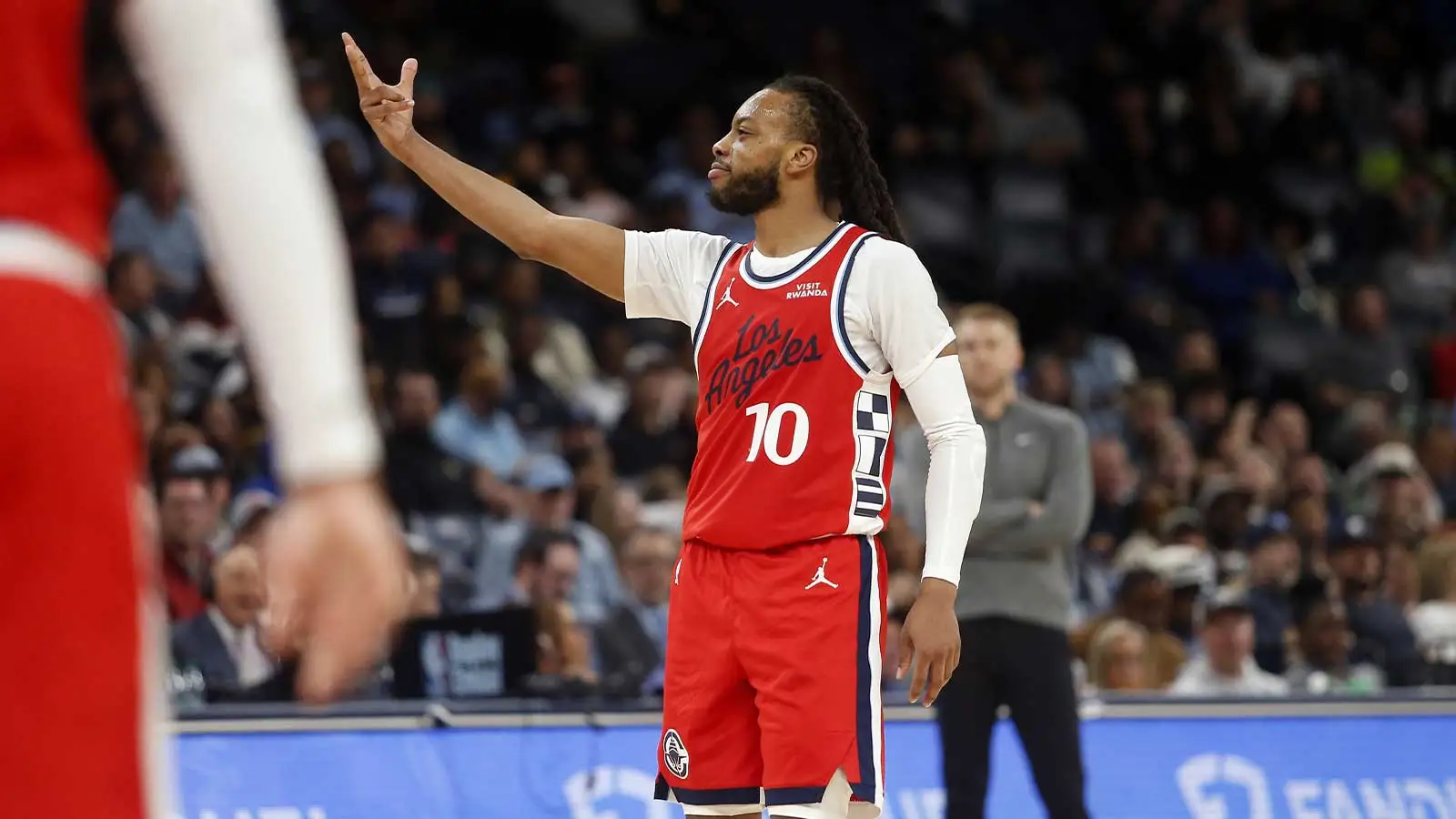 Darius Garland’s special moment with family after win over Grizzlies