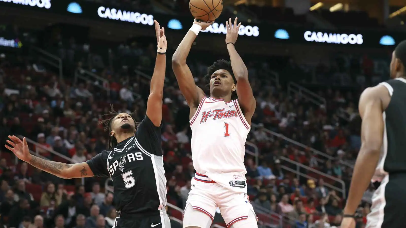 Stephen Castle addresses Amen Thompson’s disruptive move