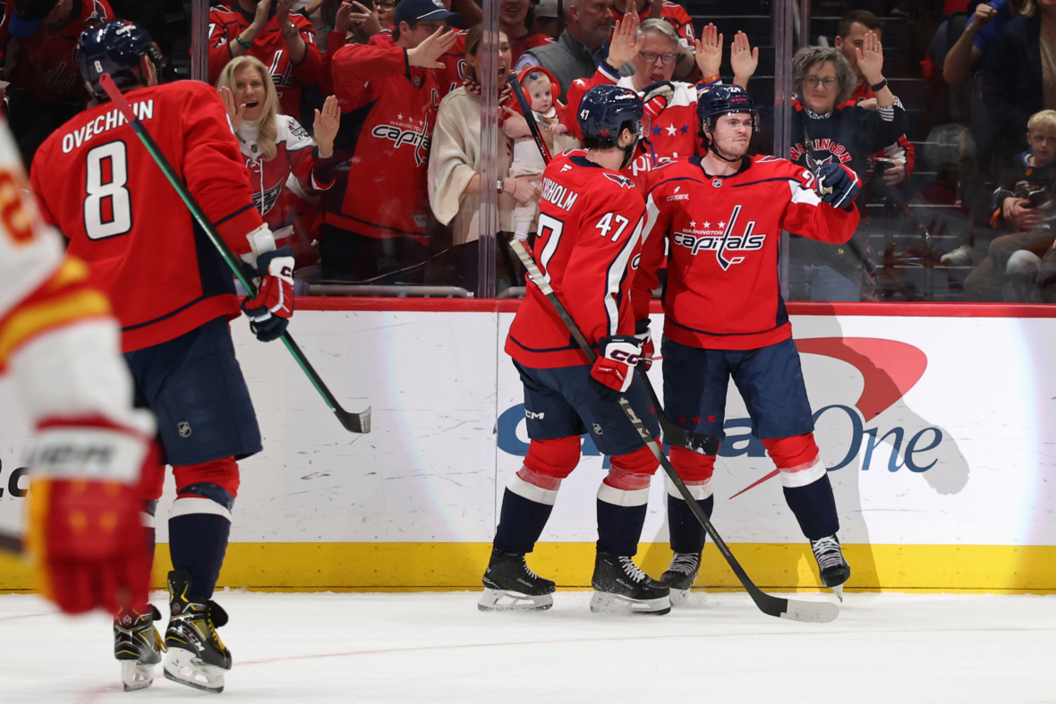 Caps score seven against Flames